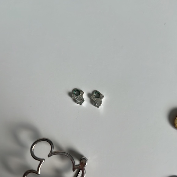 Mickey Mouse!! - Picture 2 of 5